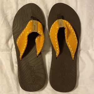 Woman’s Reef Flip Flops